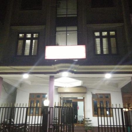Narendra Guest House Kakarmatha Exteriér fotografie